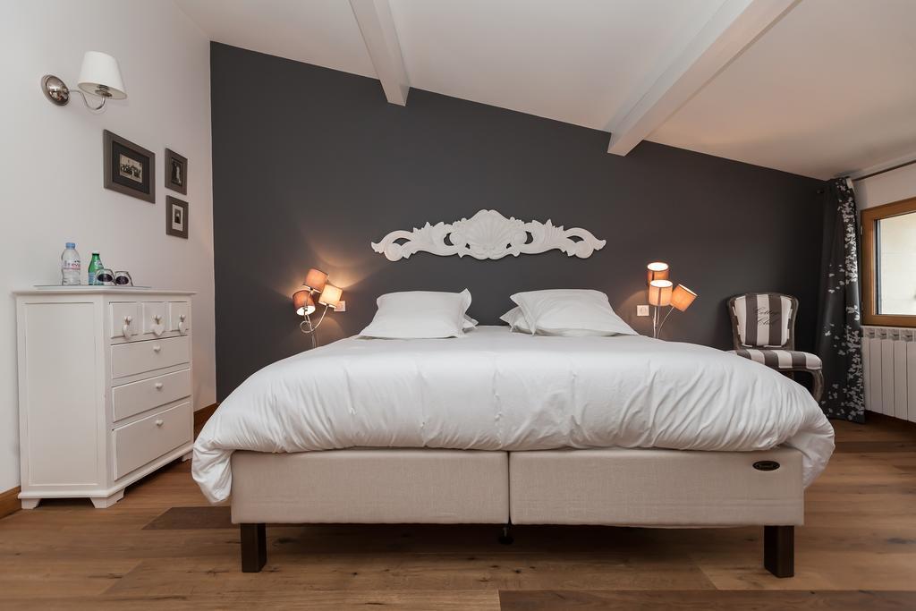 Maison De Jean Bed & Breakfast Saint-Androny